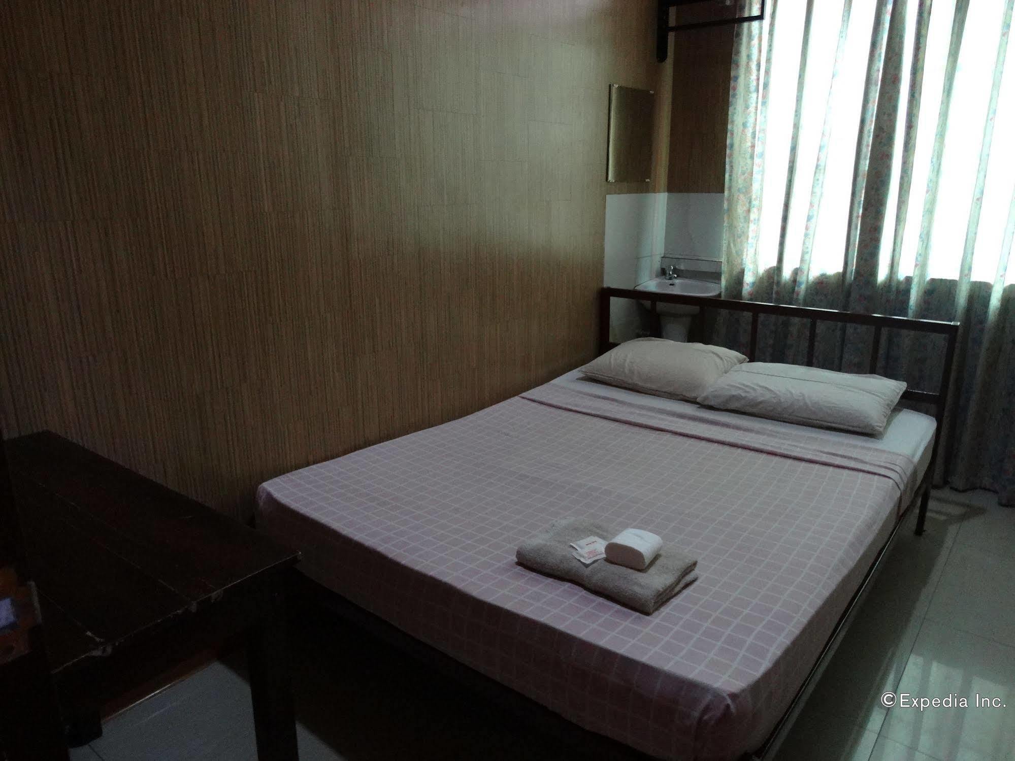 Daylight Inn Davao City Exterior foto