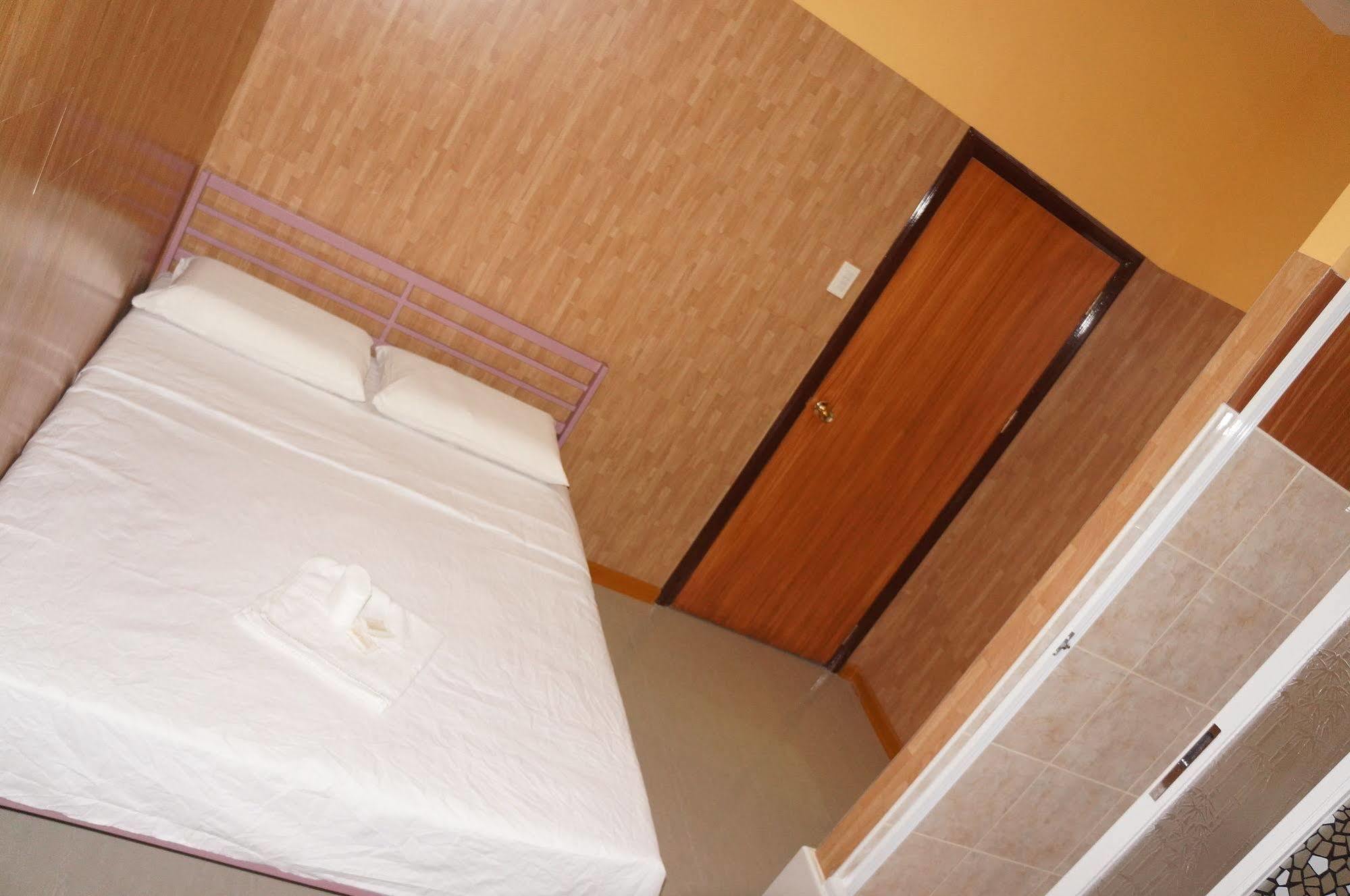 Daylight Inn Davao City Exterior foto